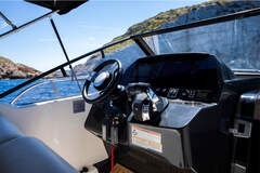 Motorboot Quicksilver 875 Sundeck Bild 8