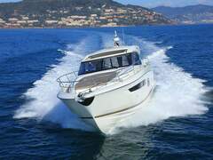 Motorboot Prestige 550S Bild 6